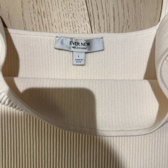 Square-neck knit tank top from Ever New - Picture 3 of 3